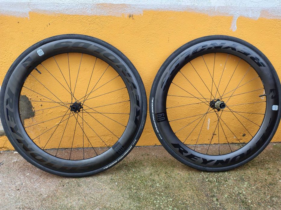 Rodas de carbono Reynolds AR 60