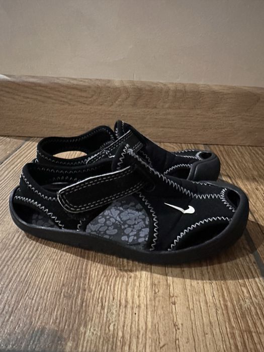 Сандалі дитячі nike 25-26 розмір