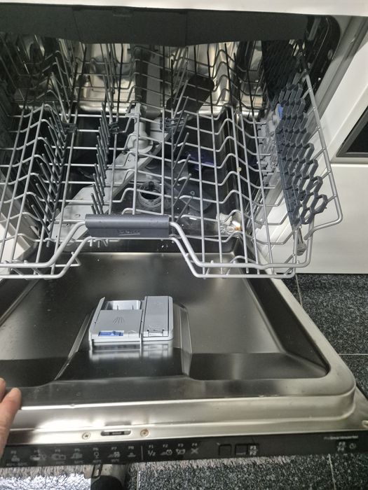 Maquina de lavar loiça Beko de encastre