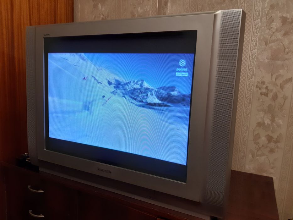 TV Panasonic 29 cali 100 Hz Stereo + kabel euro i 9x HDMI