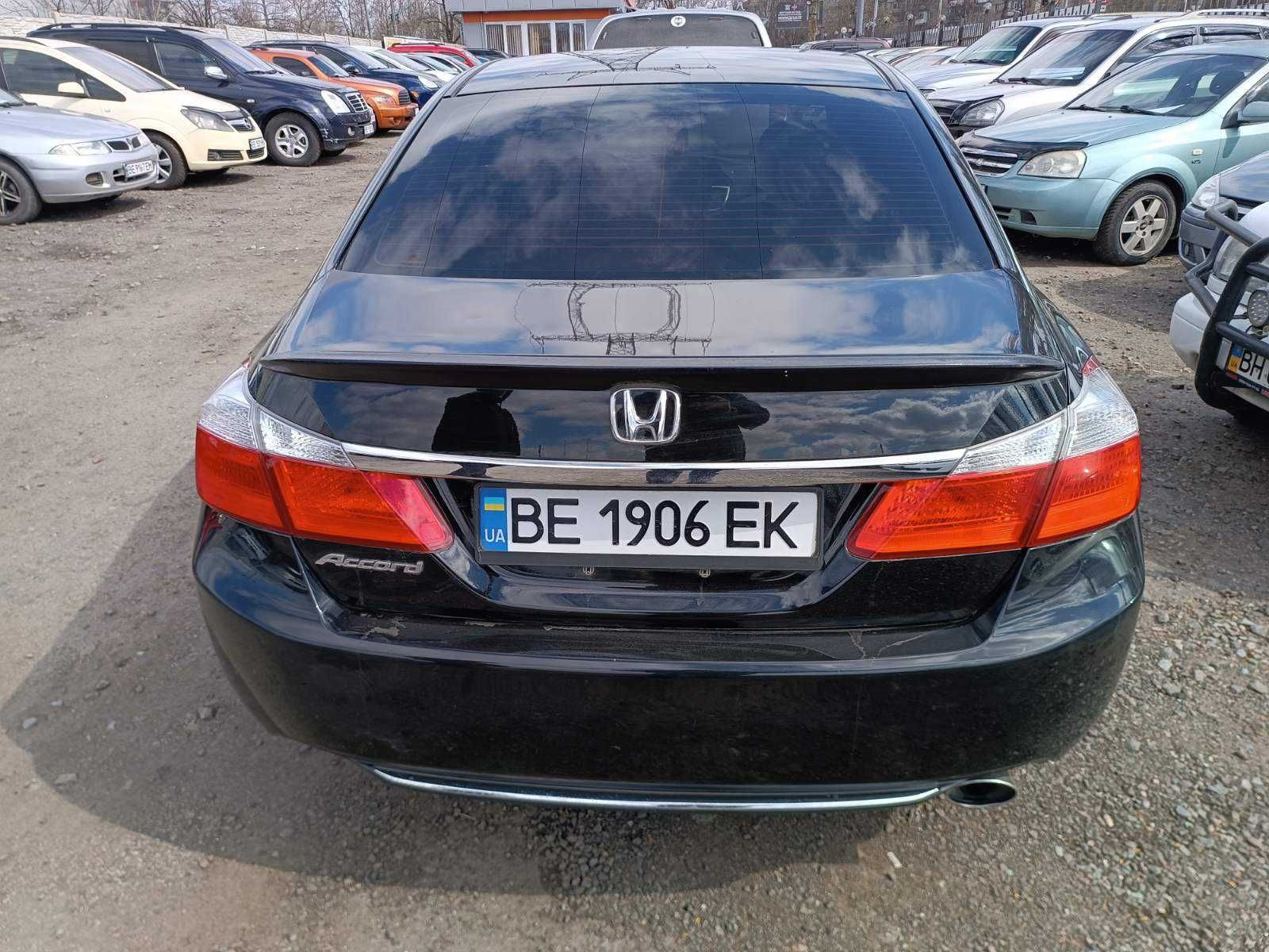 Honda Accord 2.4 бензин 2013 рік