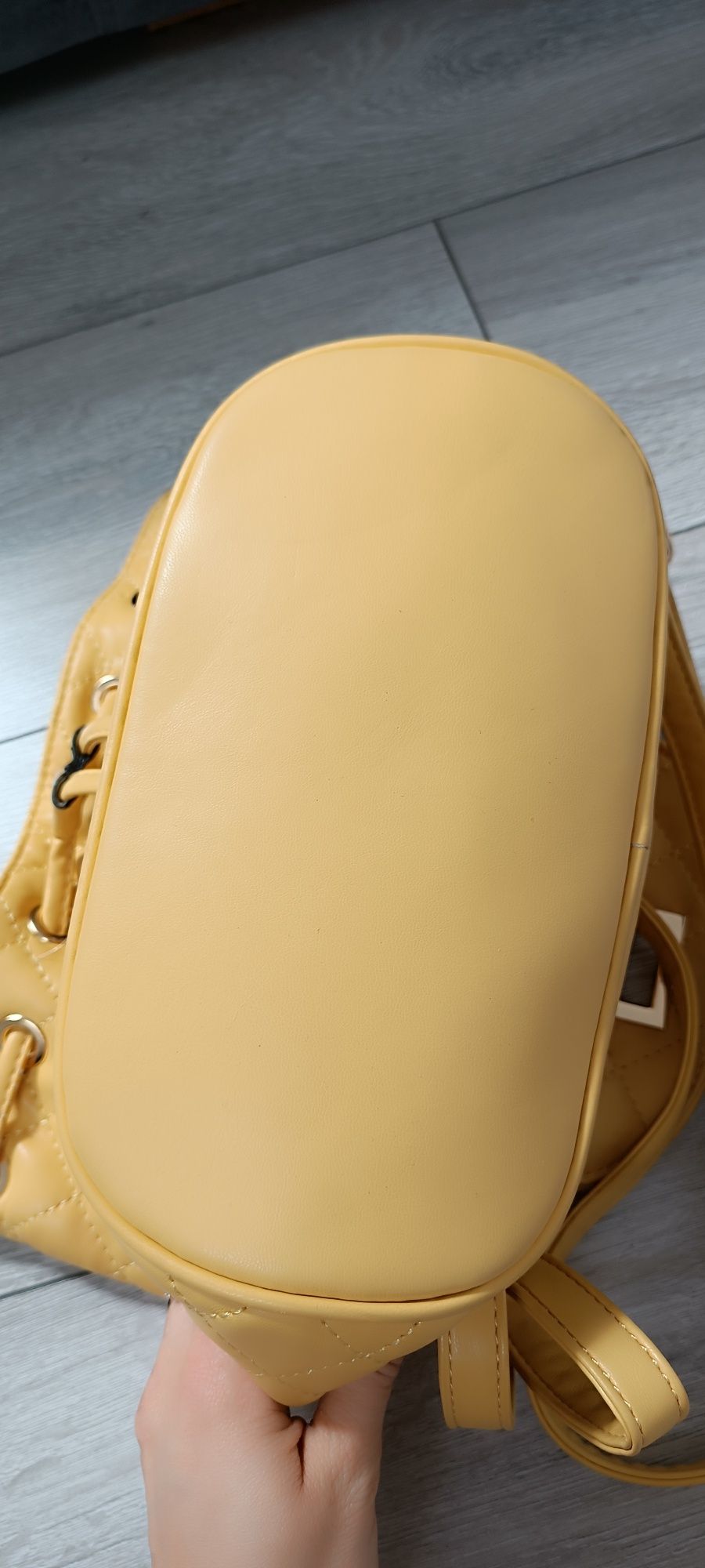 Żółty mały plecak Wittchen torebka