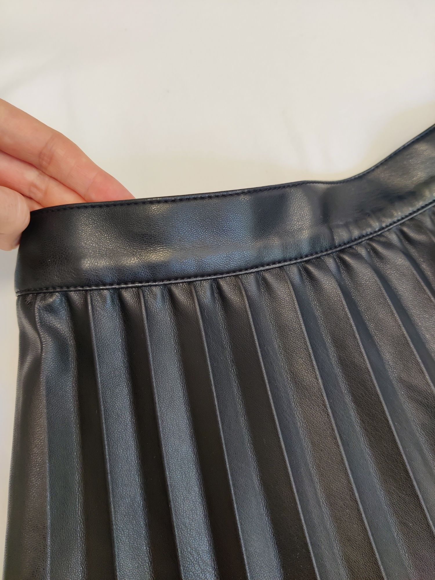 Spódnica midi plisowana eko skóra czarna H&M S/36