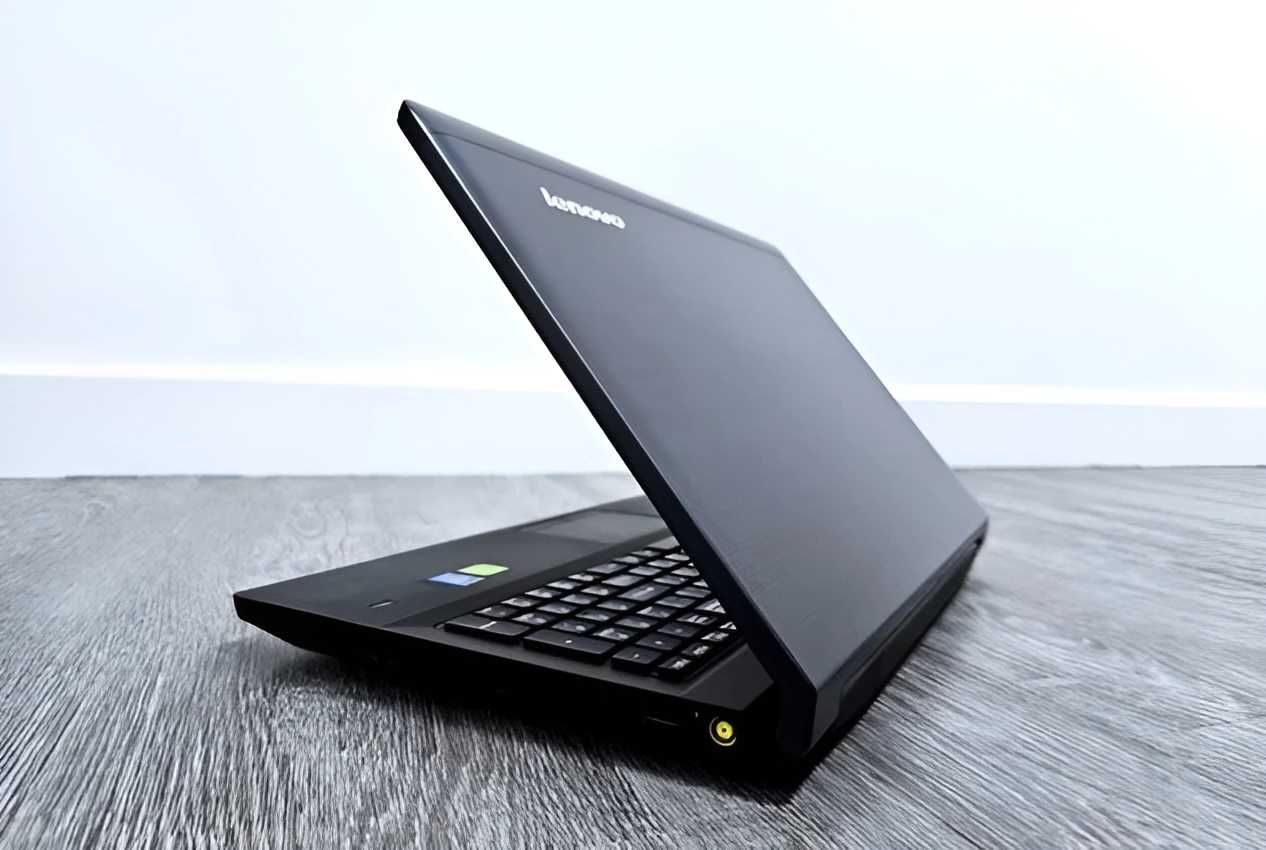 Игровой Lenovo V580 i5-3320m NVIDIA GT 740m на 2 GB ssd256 8gb ОЗУ