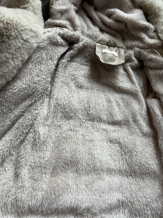 Стильний зимовий пуховик для дівчинки