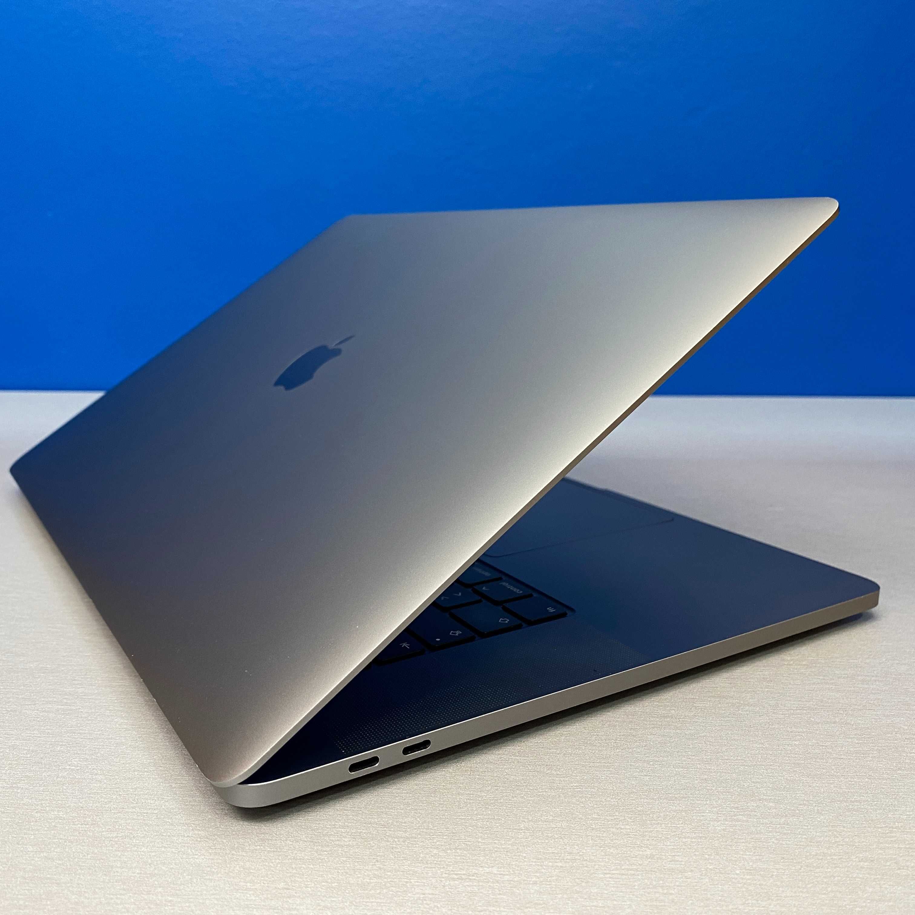 Apple MacBook Pro 16" - A2141 (i7/16GB/512GB SSD/Radeon Pro 5300M 4GB)