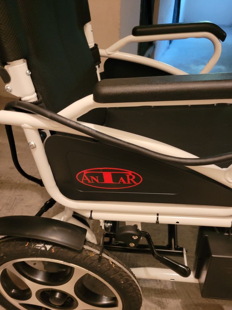 Wózek  elektryczny . Inwalidzki.