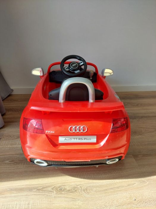 Carro elétrico audi de criança