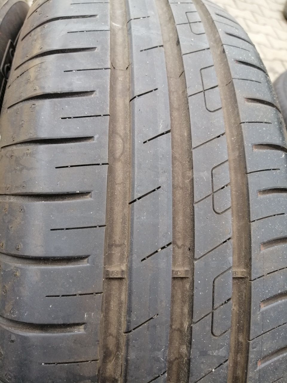 Opony 185/65R15 88H Goodyear Efficient Grip Performance