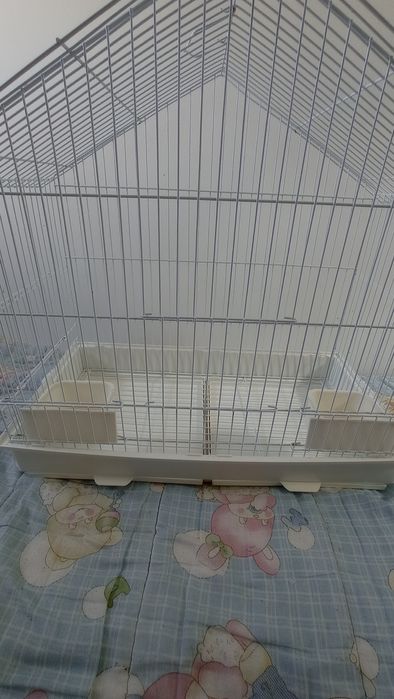 Gaiola em excelentes condições