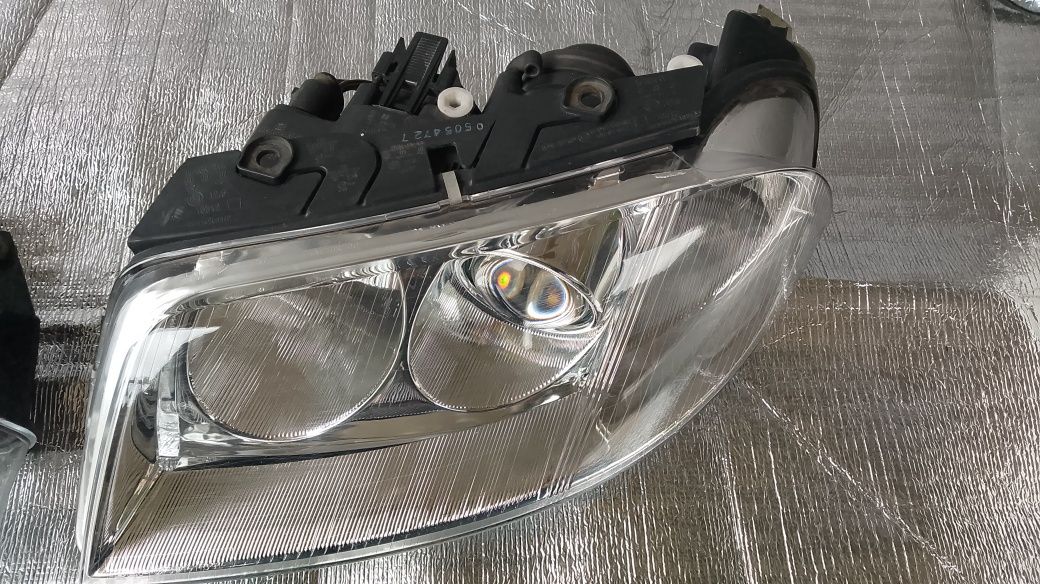 Lampy przód Passat B5 lift P+L