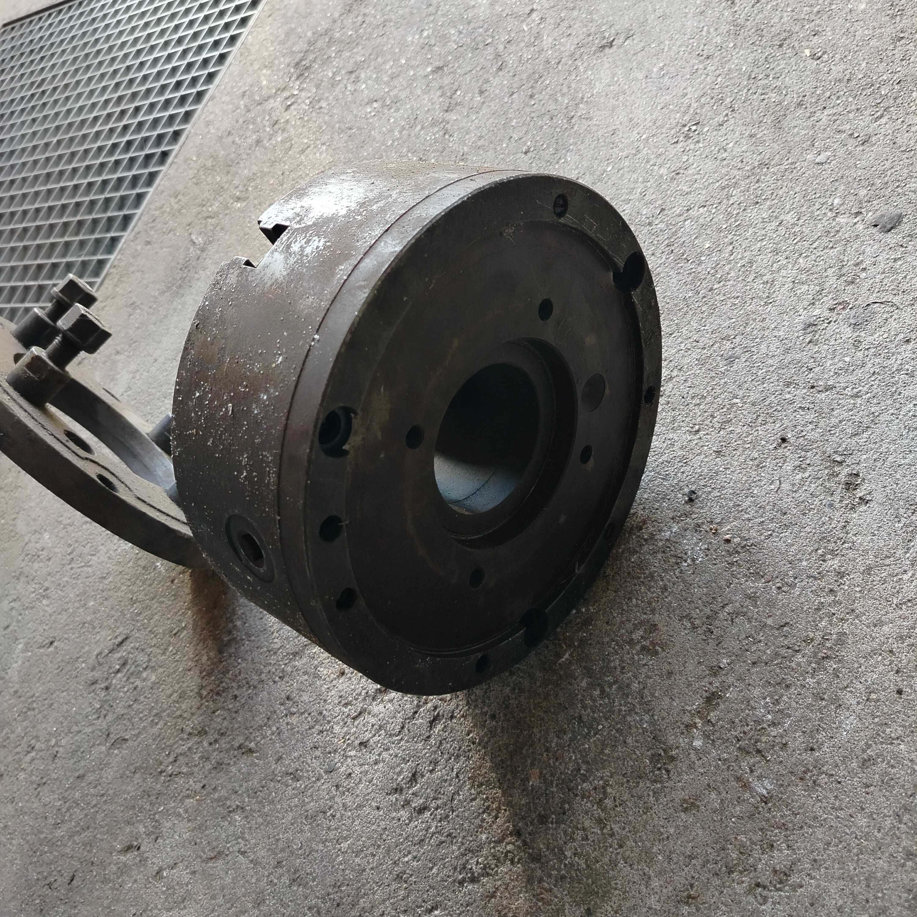 Uchwyt tokarski 250 ROHM