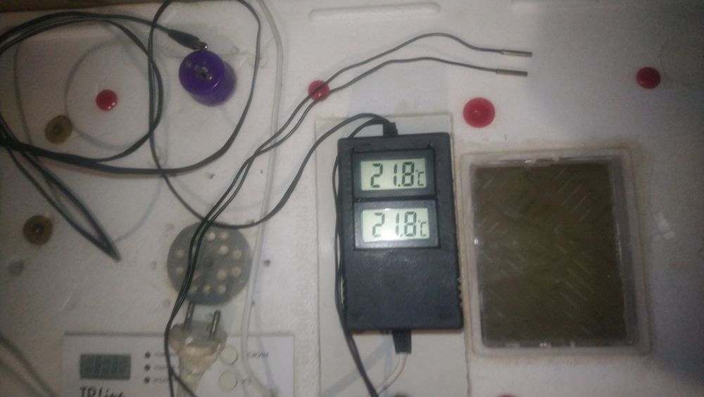 Инкубатор  б/у ИБМ 100