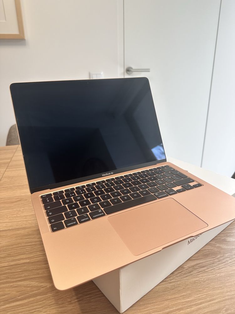 MacBook Air 13” Rosegold 512gb