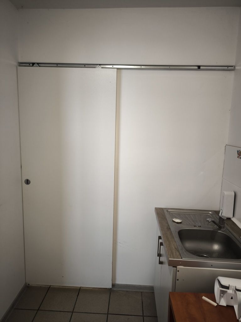 Drzwi przesuwne białe 80 cm
