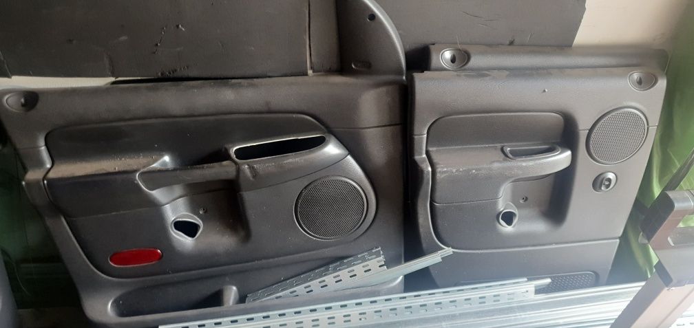 Maska przód Dodge Ram 2004 części