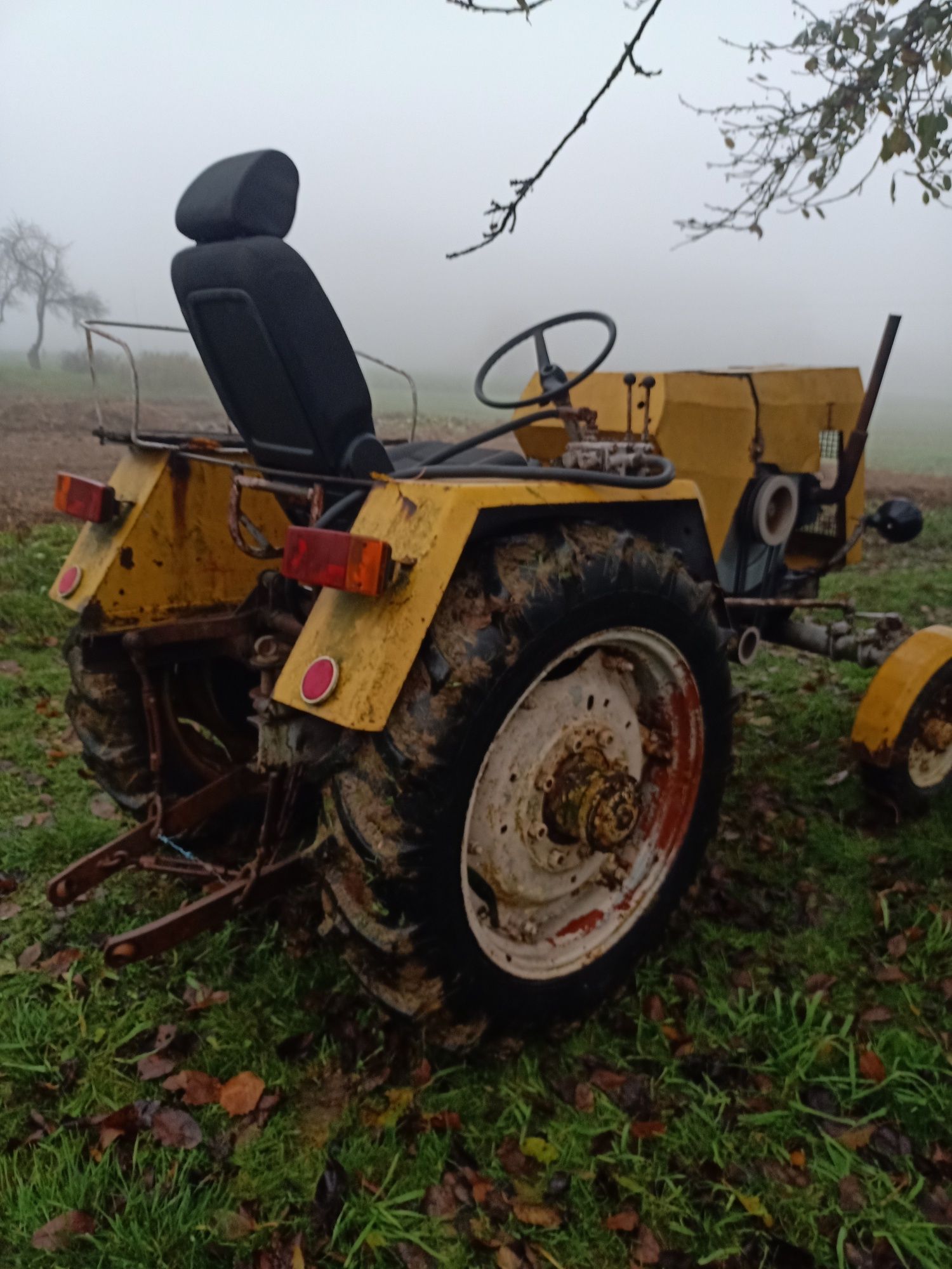 Solidny Traktor SAM (Papaj) z Silnikiem Andoria S320/S18