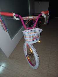 Bicicleta de menina