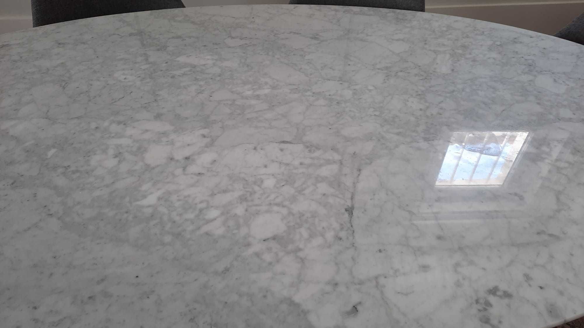Mesa marmore carrara