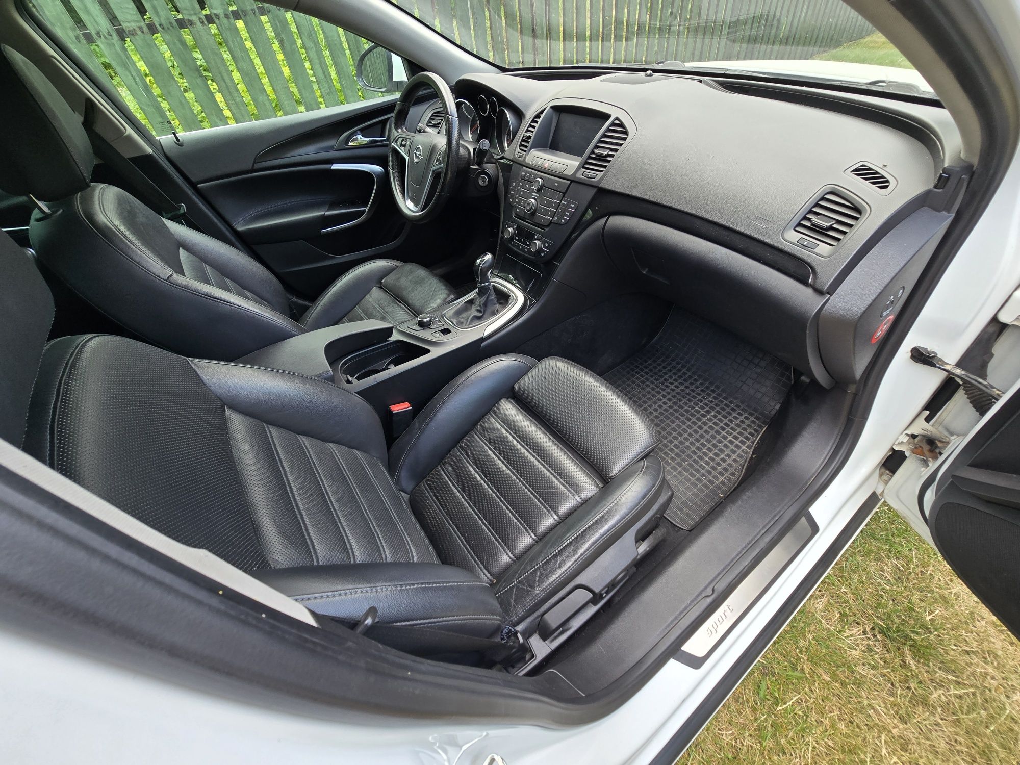 Sprzedam Opel Insignia A 2009 r. 2.0 CDTI 160 KM OPC LINE