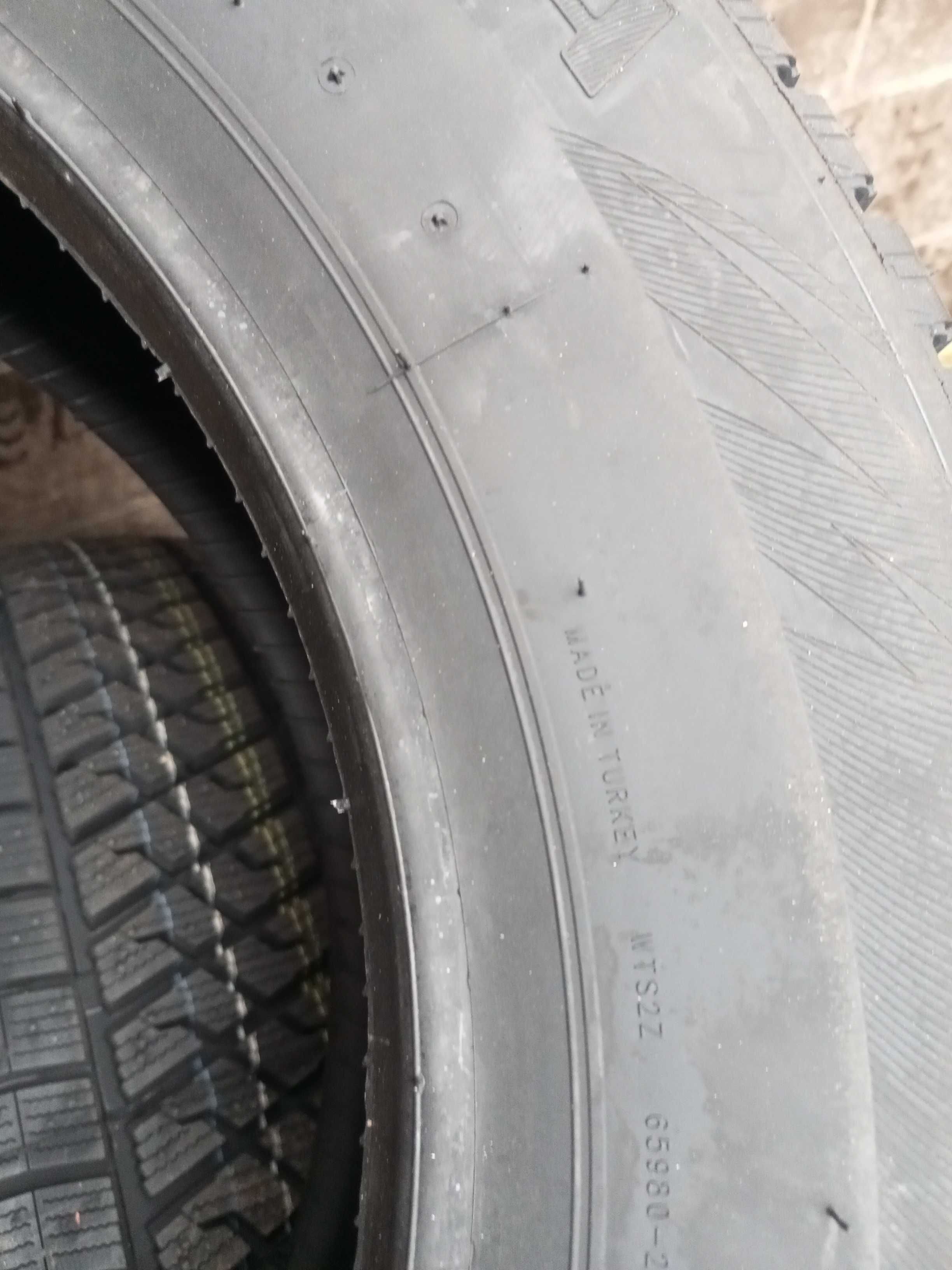 195/65R16c 23rok lassa wintus