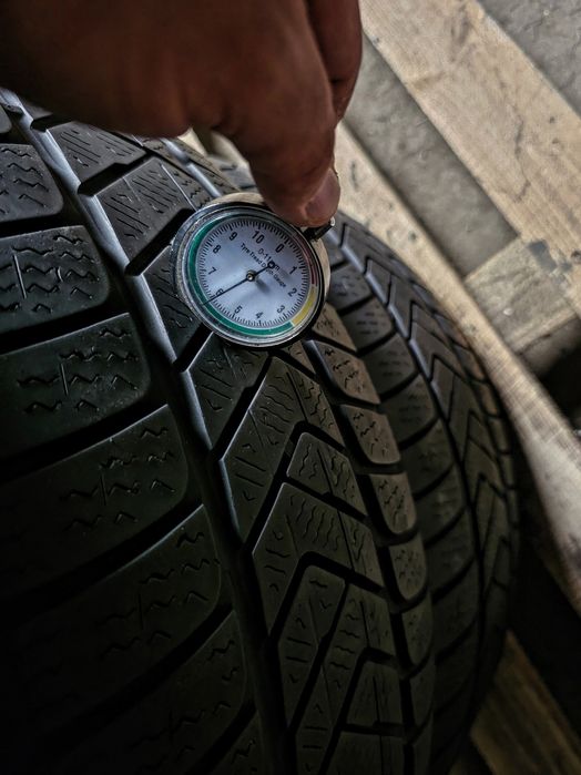 Зимові 245/45r19 Pirelli | 7/6mm | 2023 | Italy | Преміум шини | Ідеал