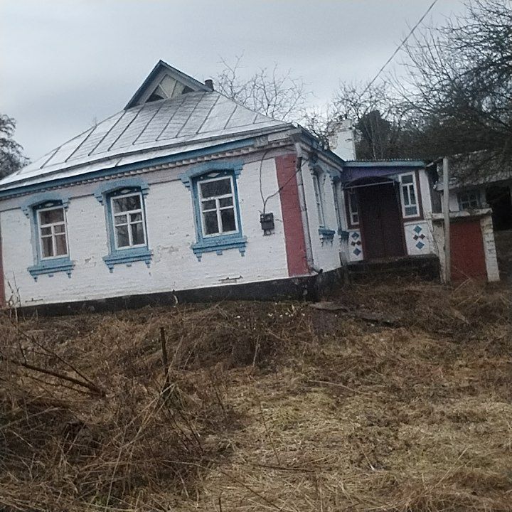 Житловий будинок с. Мельники, Канівського р-у, Черкаської області