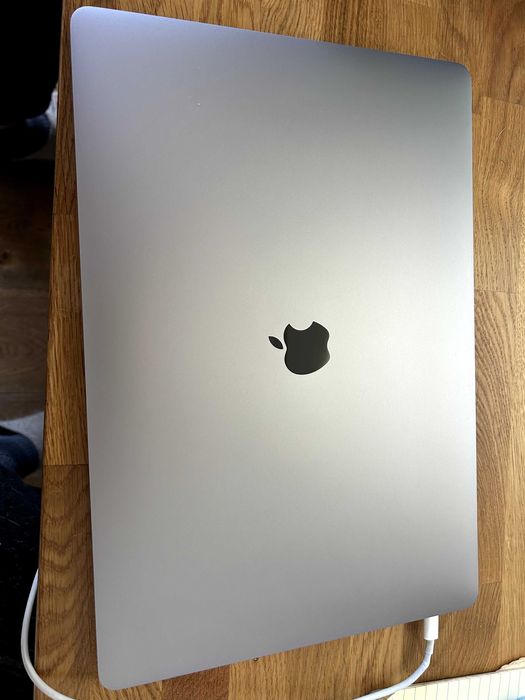 MacBook Pro 16 2019p Intel® i9 1Tb SSD 16gb RAM