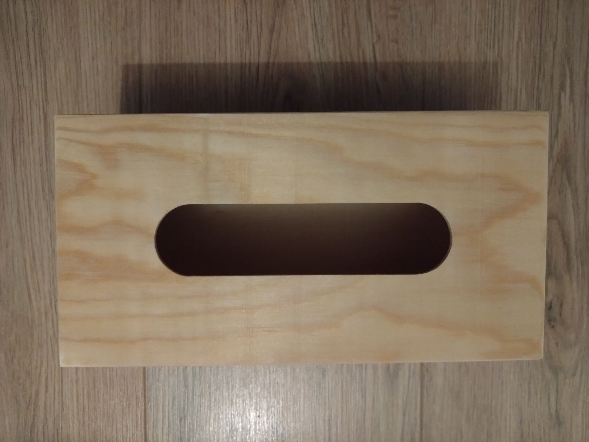 Pudełko drewniane na chusteczki higieniczne wyciągane od góry