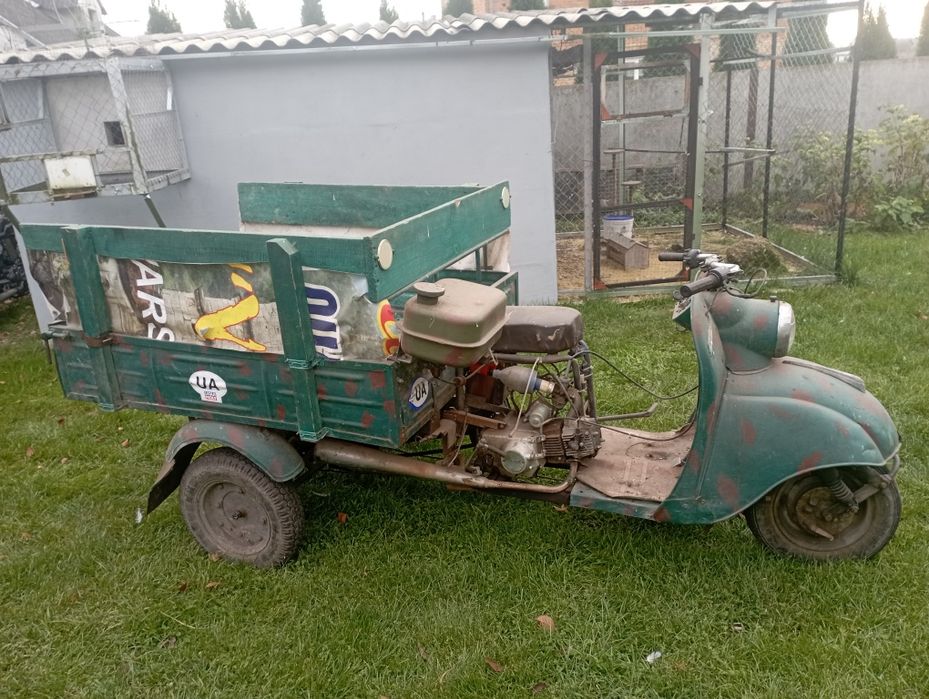 Моторолер муравей