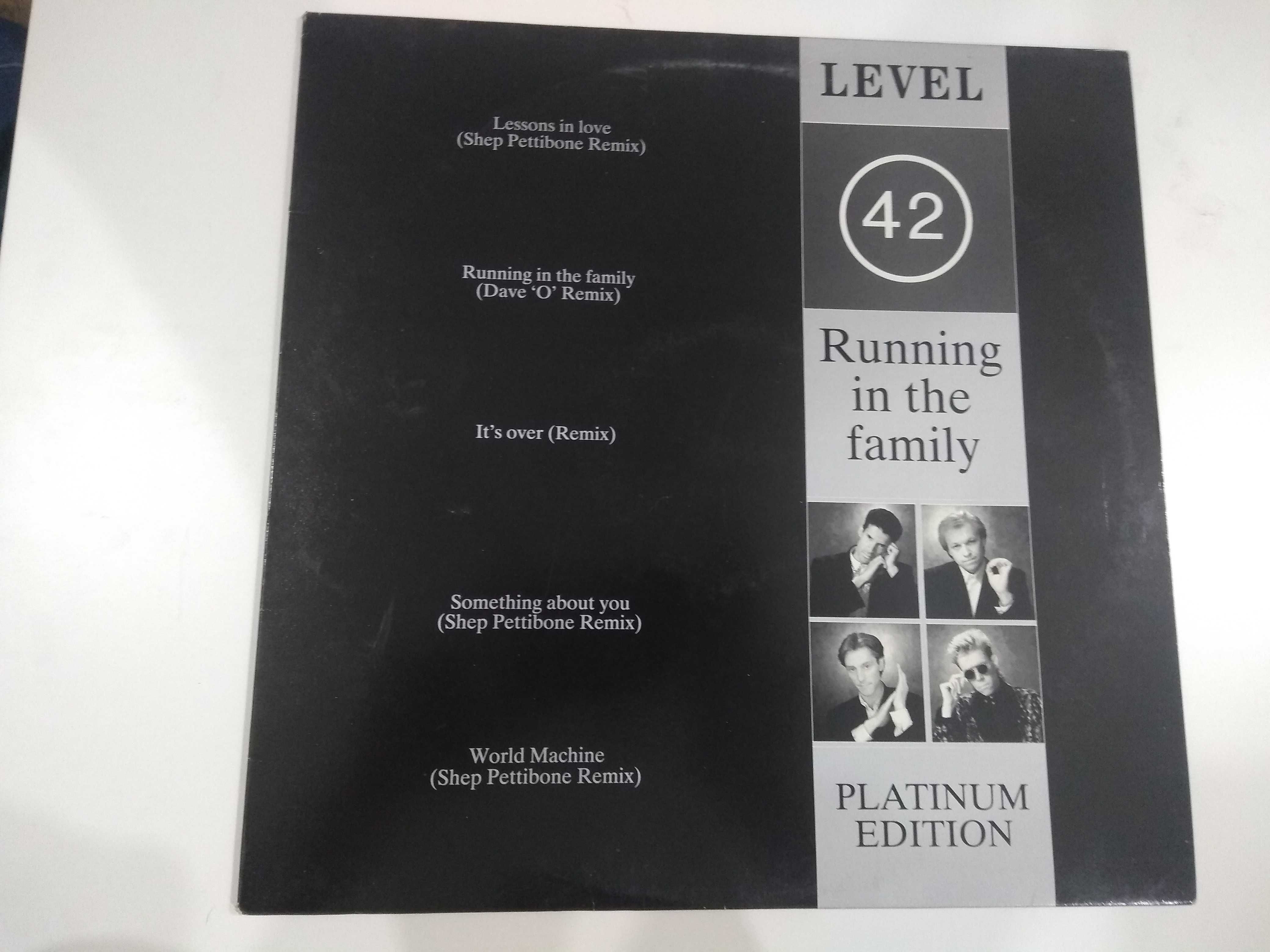 Dobra płyta - Level42 running family