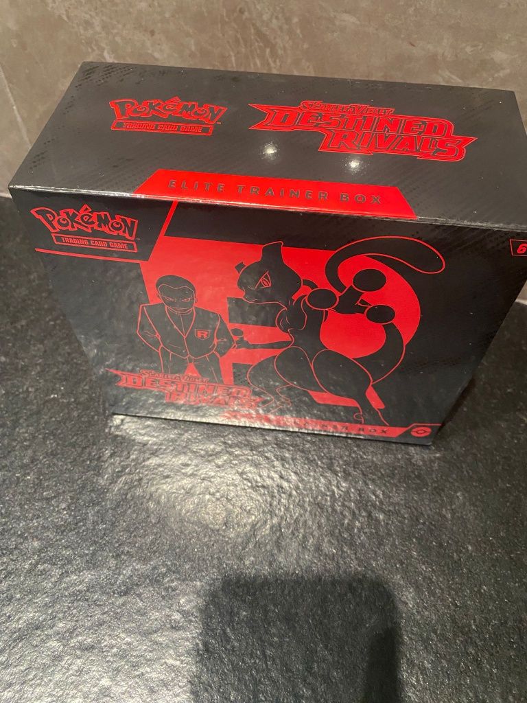 Pokémon Destined Rivals Elite Trainer Box