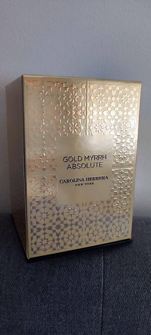 Carolina Herrera gold myrrh absolute