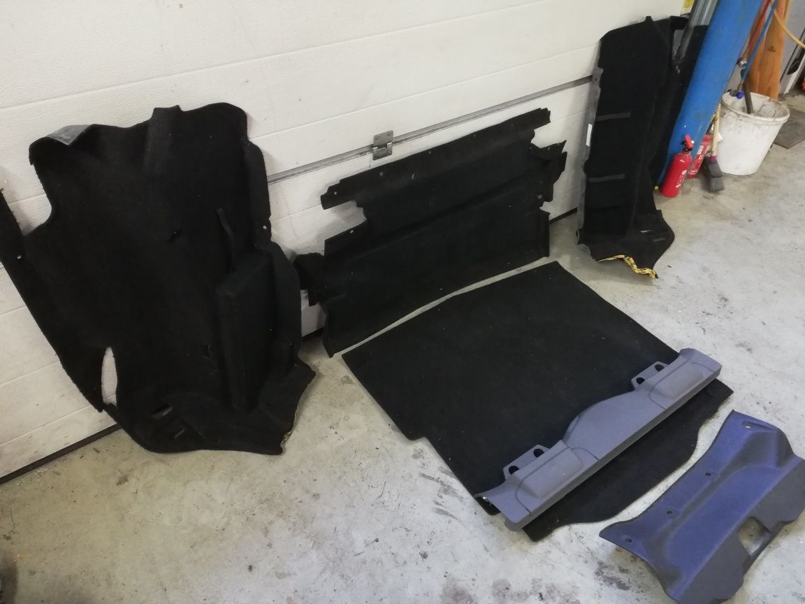 Tapicerka wykładzina boczek bagażnika Ford Focus mk2 CC kabriolet cabr