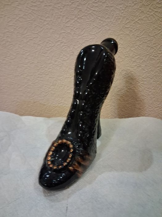 Б  у  т  и  л  к  а