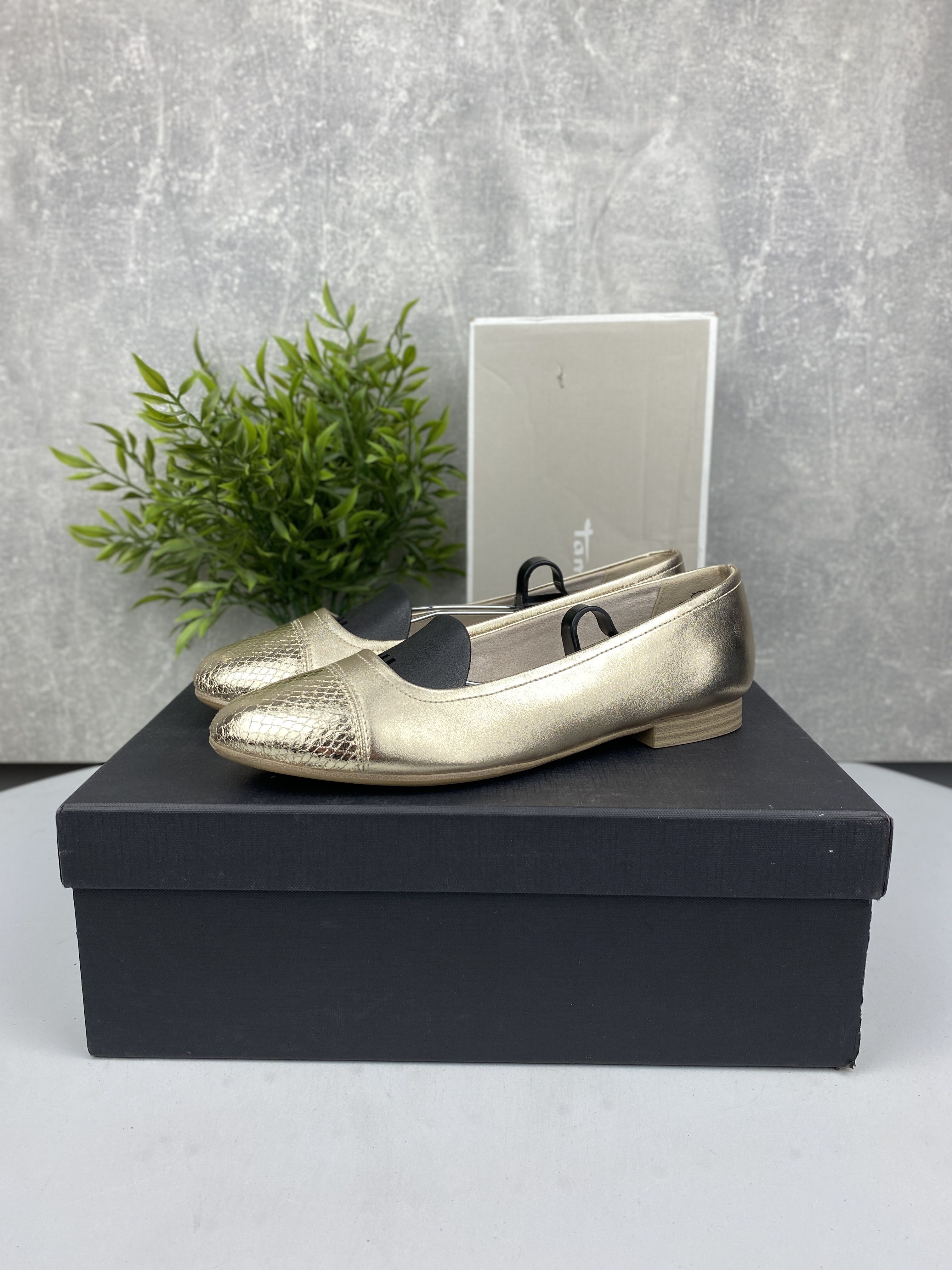 Bardzo dobre / buty półbuty baleriny / Tamaris / r. 37