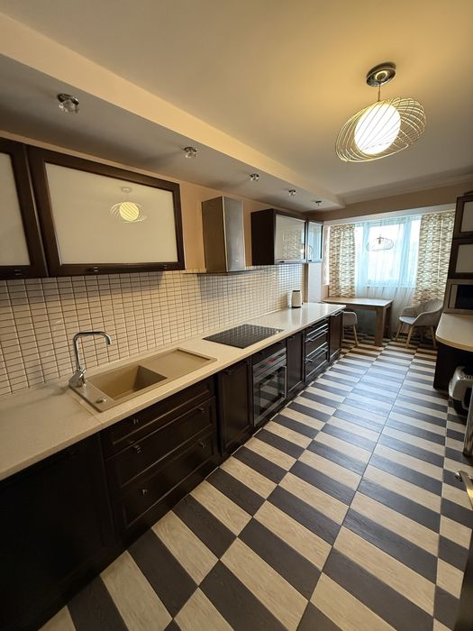 Продаж квартири в центрі міста