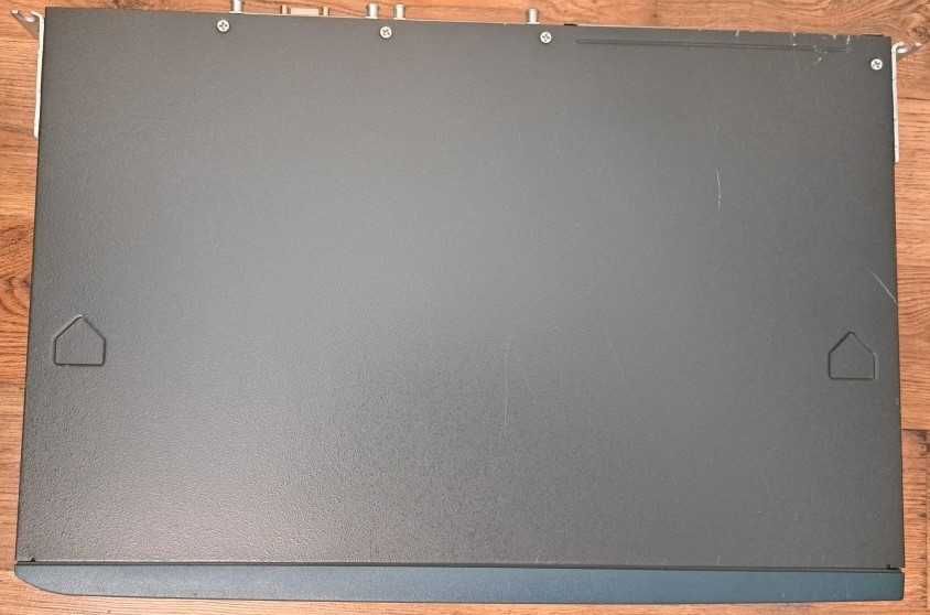 Router CISCO C2621XM-2FE, 1U