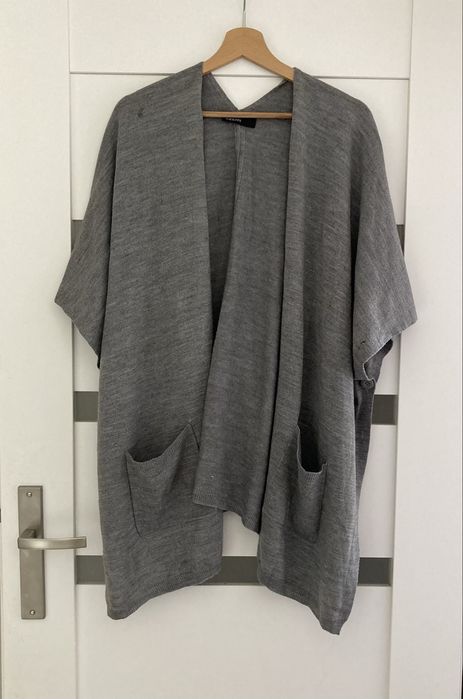 Poncho / kamizelka / kardigan