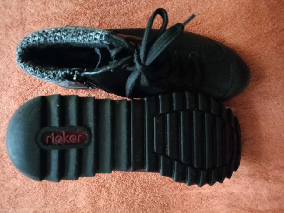 RIEKER ANTISTRESSS Ocieplane roz38 24cm Skóra Nowe Okazja