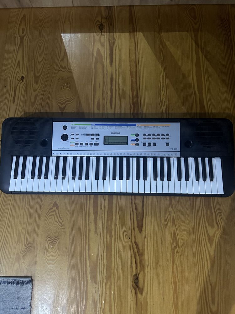 Organy yamaha YPT-255