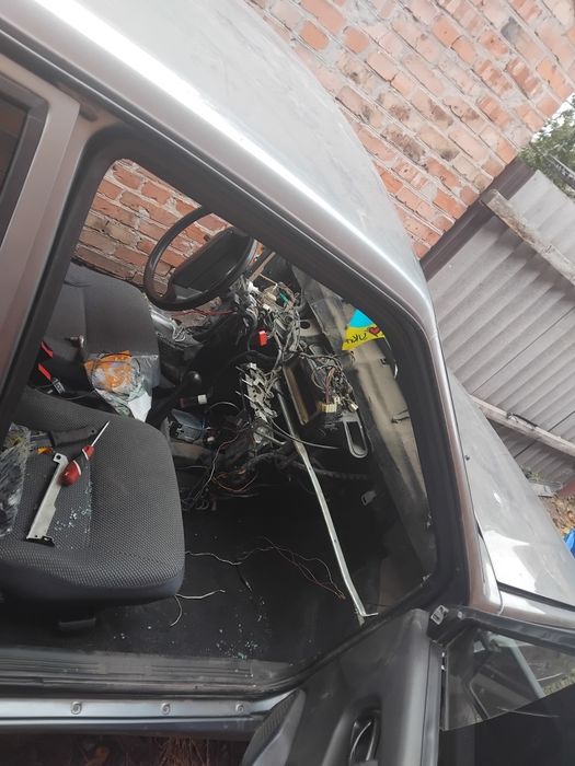 Ваз 2115 2011р. Після дтп