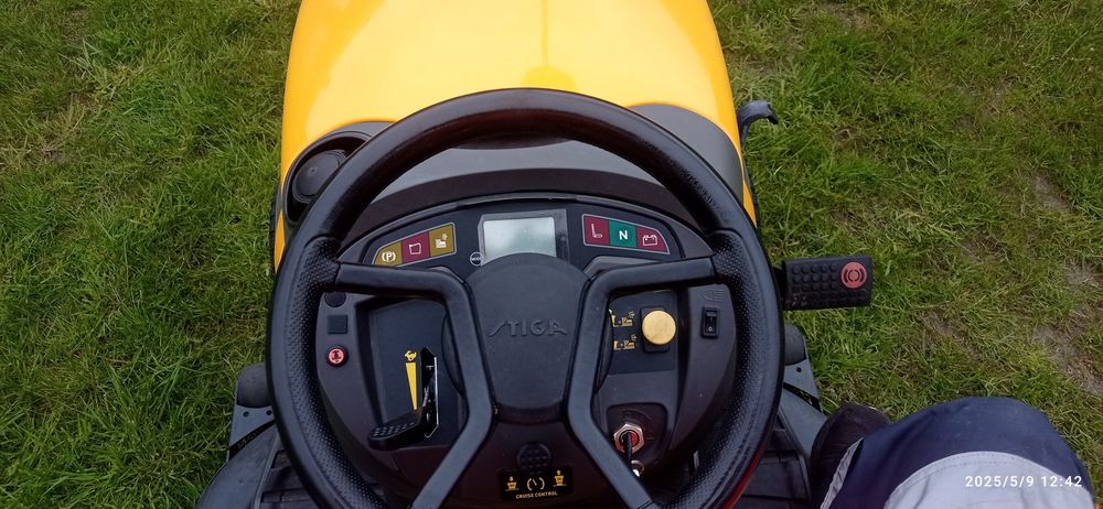 Traktorek Stiga 7122 HWS kosiarka