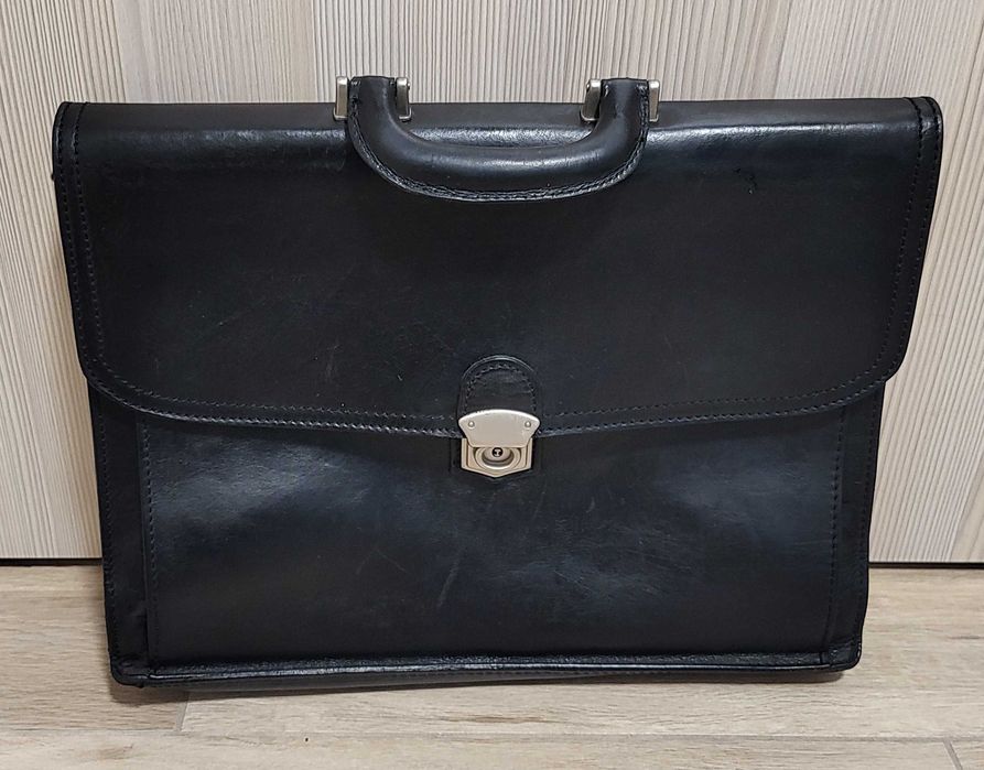 Skórzana teczka 39 x 28 cm