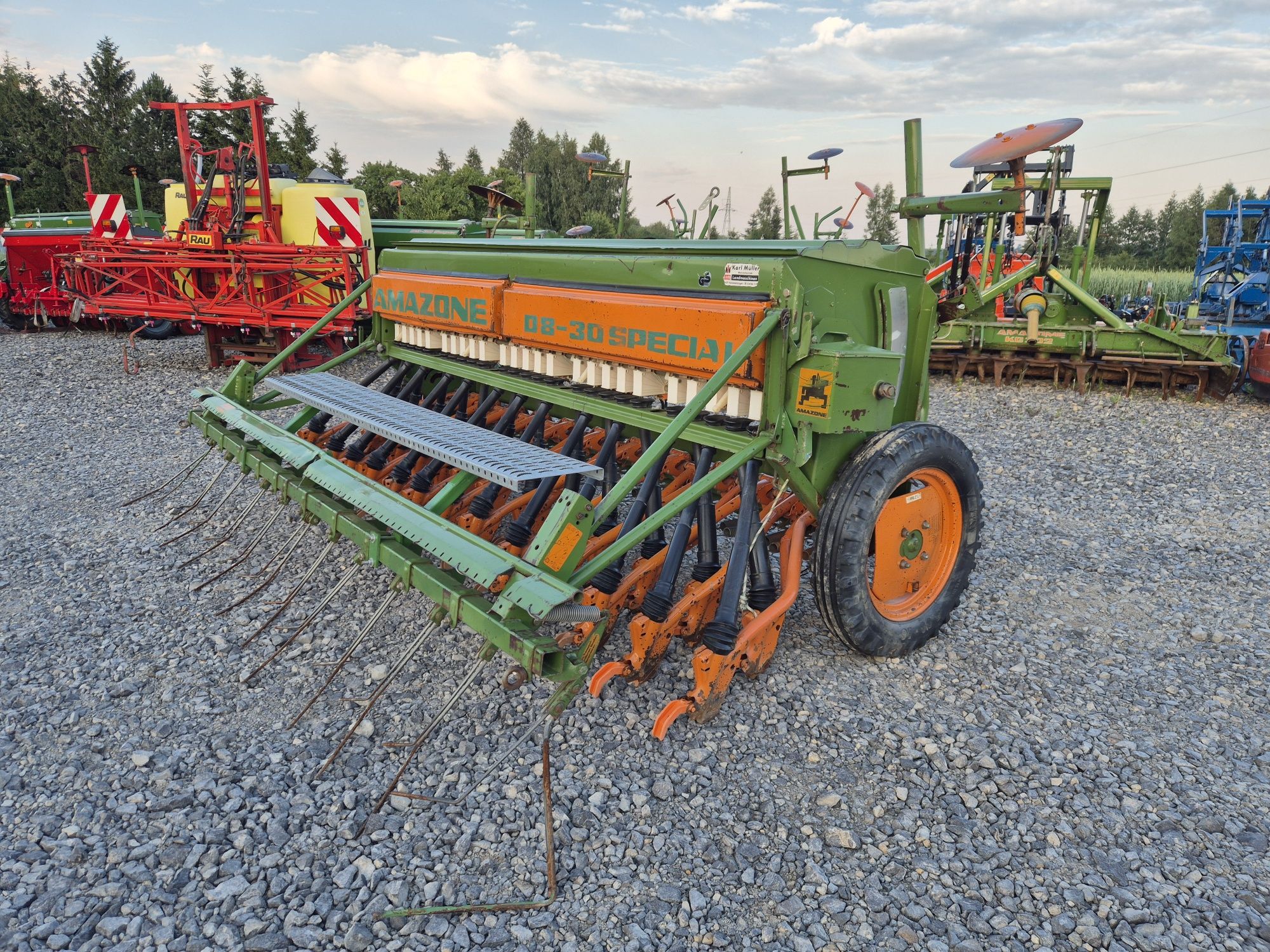 Amazone D8 3m Special sciezki znaczniki podest d7 d9