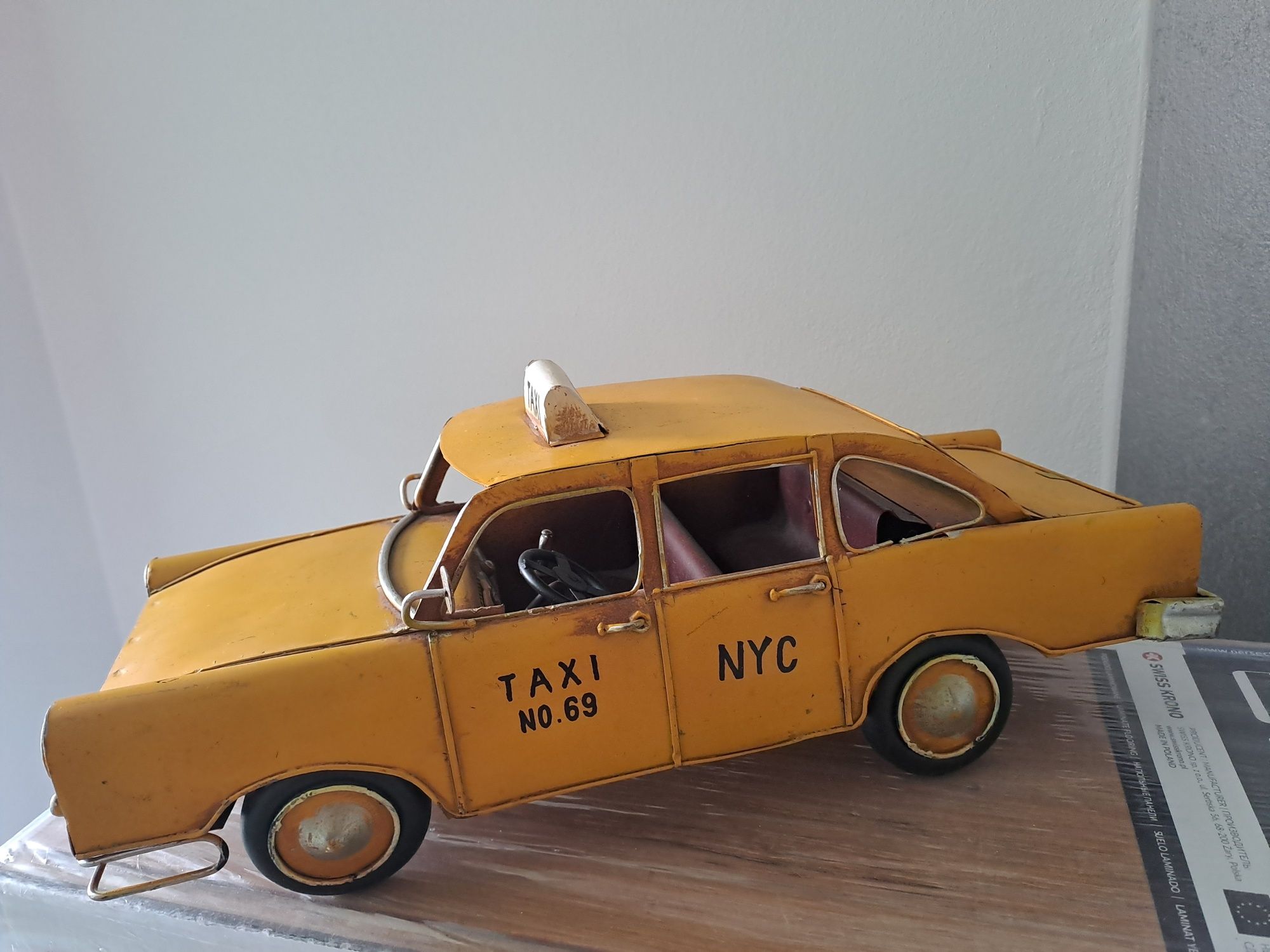 Autko, samochód kolekcjonerskie NYC Taxi
