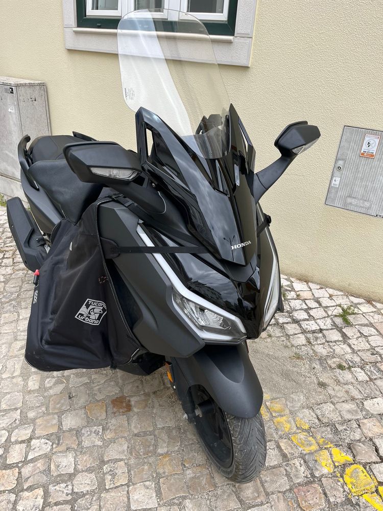 Honda forza 125cm3