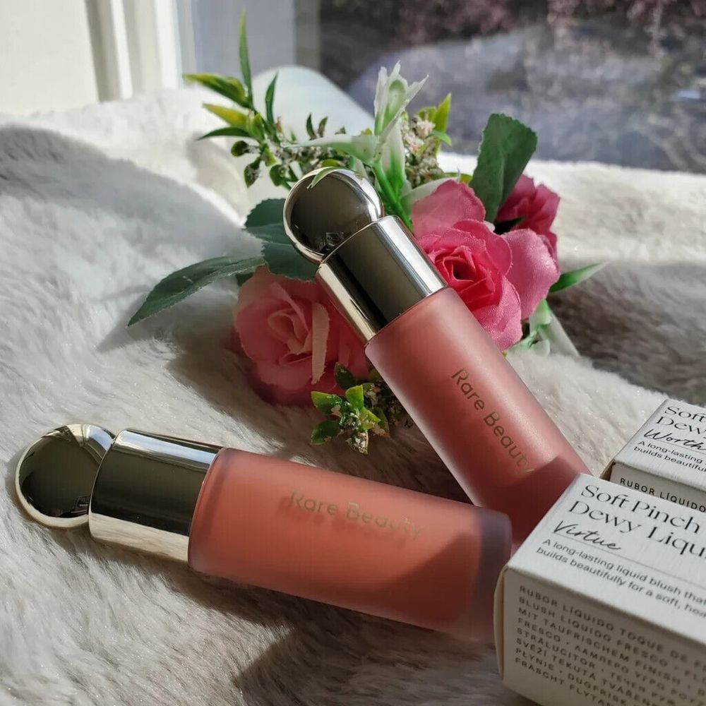 rare beauty liquid blush “worth” róż
