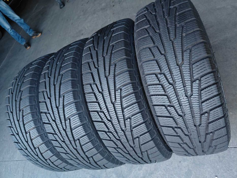 Nokian R18 235 55 зимові шини вживані, продаються