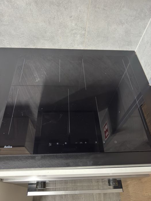 Witam sprzedam płytę indukcyjną AMICA PIE6540PTU 3.0